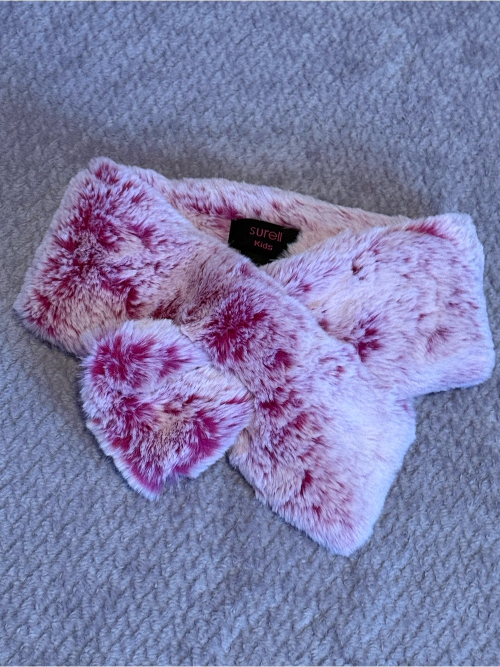Surell Kids Faux Fur Neck Warmer Pink Frost NWT  🩷❄️